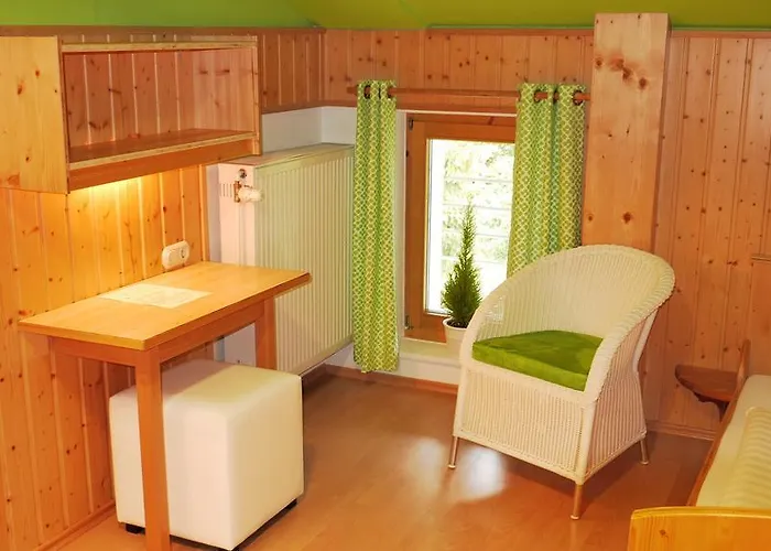 بيت شباب Marburger Haus *